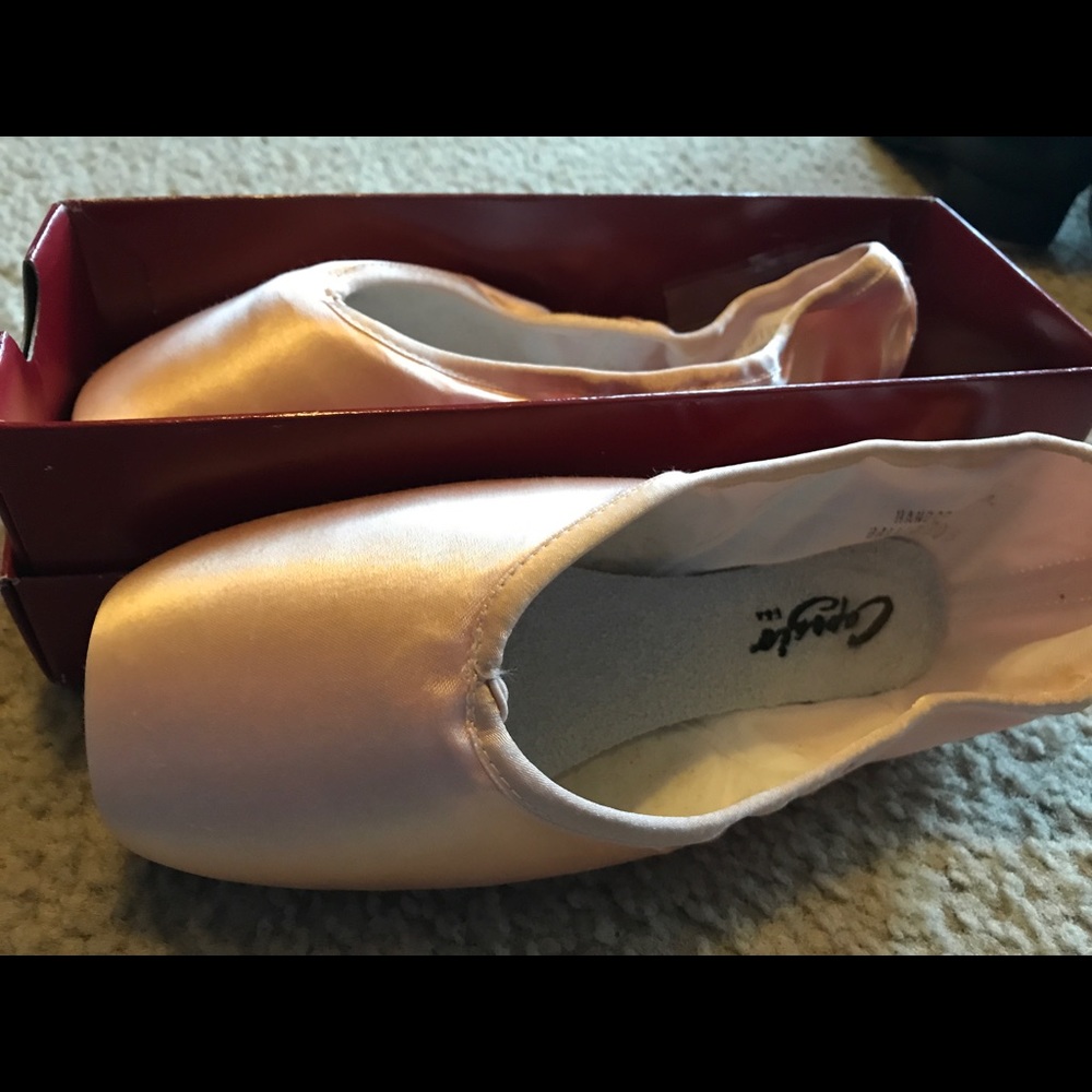 Dance shoes